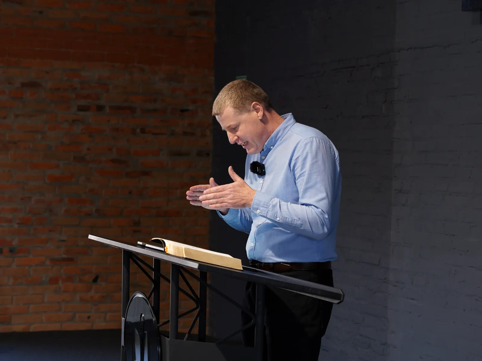 Preaching from an open Bible